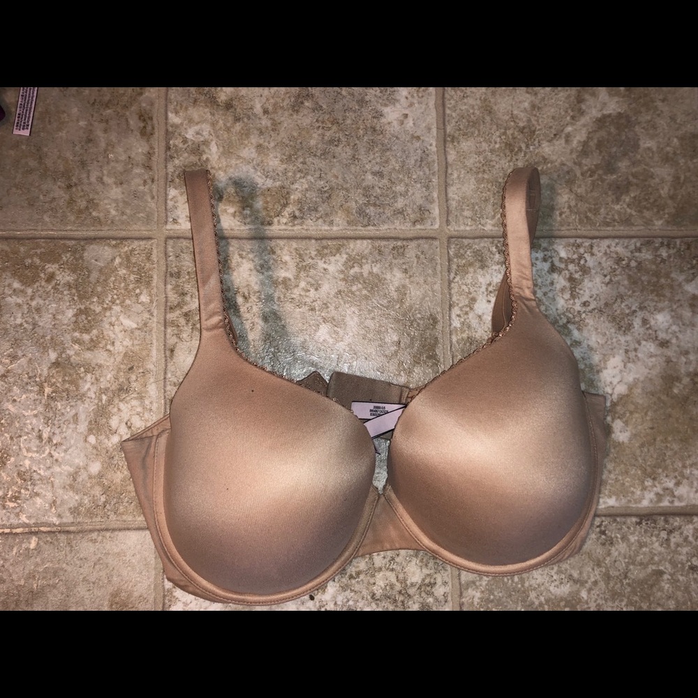 Victoria’s Secret Perfect Body Bra